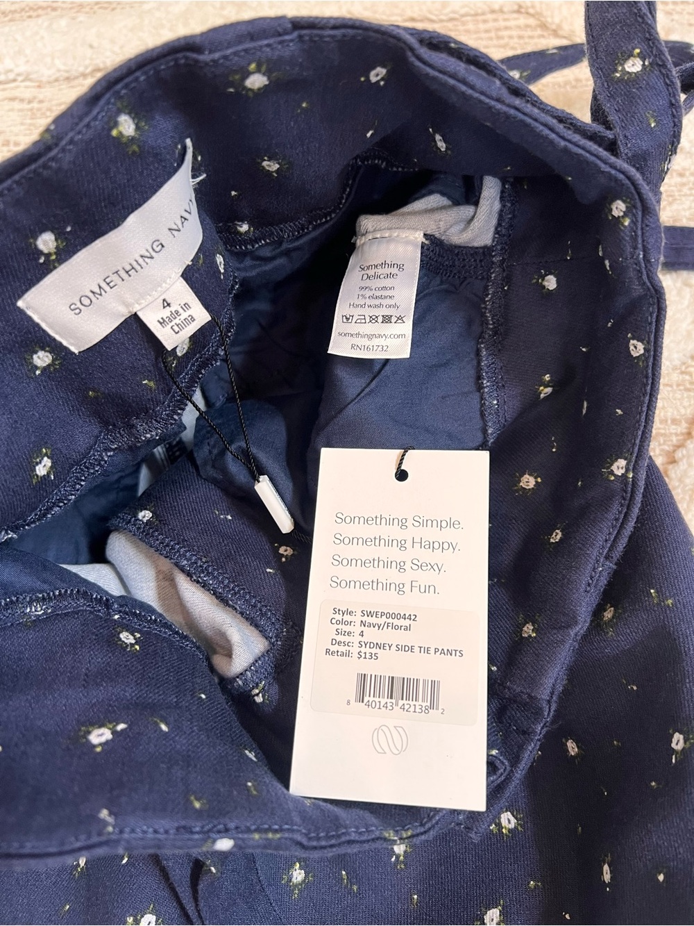 Something Ny Cotton Sydney Side Tie Denim Ankle Navy/Floral Jean Sz 4 NWT! - Picture 5 of 7
